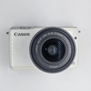 EOS M10